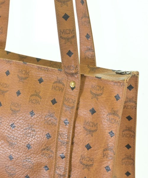 MCM กระเป๋าถือขนาดใหญ่