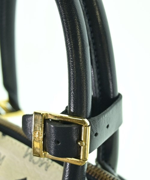 MCM กระเป๋าใส่อุปกรณ์ขนาดใหญ่