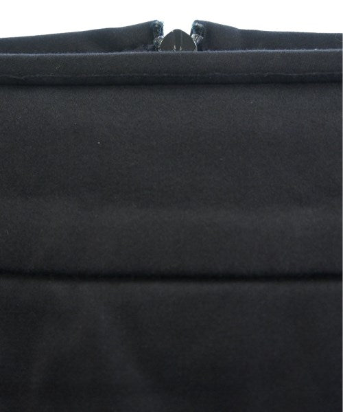 HUGO BOSS กระโปรงยาวถึงเข่า