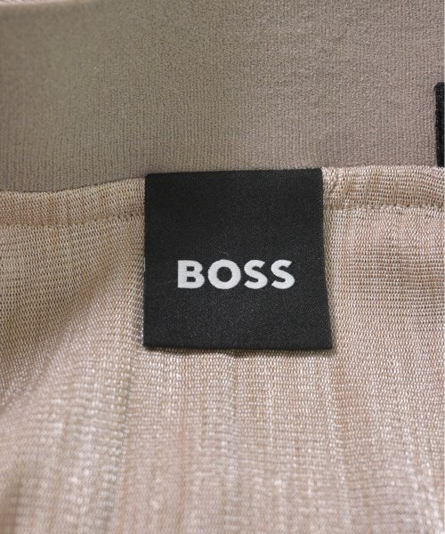 HUGO BOSS กระโปรงยาวถึงเข่า