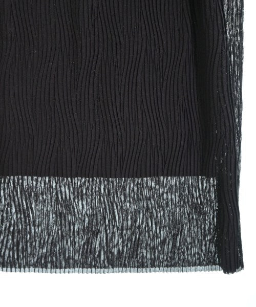 HUGO BOSS กระโปรงยาวถึงเข่า