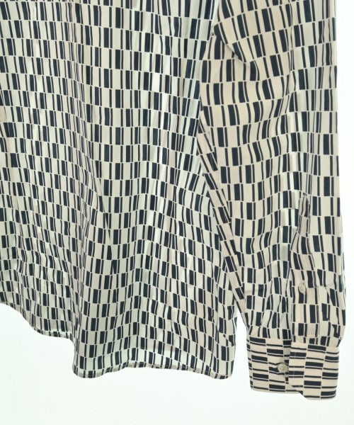 HUGO BOSS เสื้อลำลอง