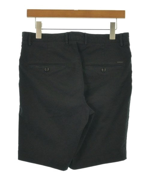 HUGO BOSS กางเกงขาสั้น
