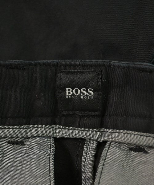 HUGO BOSS กางเกงขาสั้น