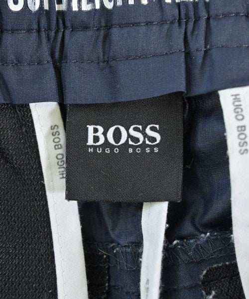 HUGO BOSS กางเกงขาสั้น