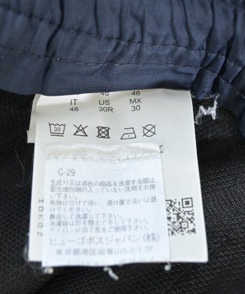 HUGO BOSS กางเกงขาสั้น