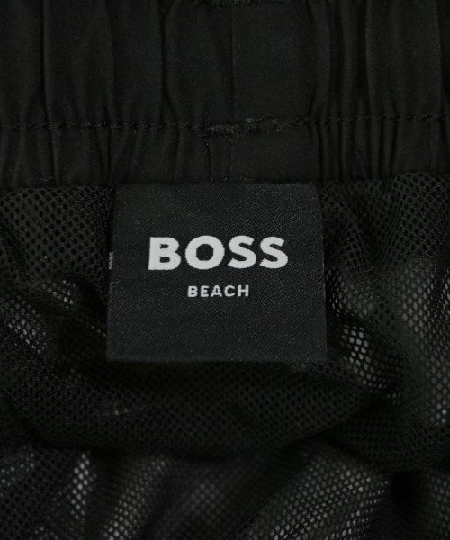 HUGO BOSS กางเกงขาสั้น