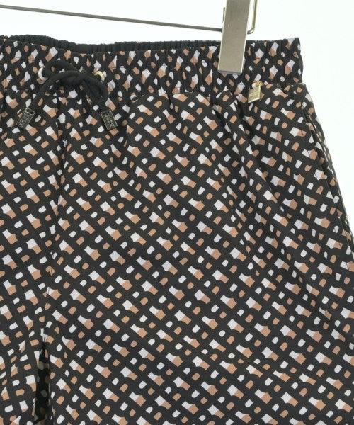 HUGO BOSS กางเกงขาสั้น