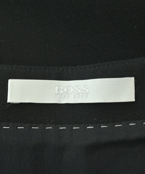 HUGO BOSS กระโปรงยาวถึงเข่า