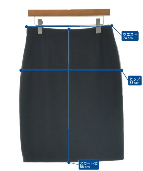 HUGO BOSS กระโปรงยาวถึงเข่า