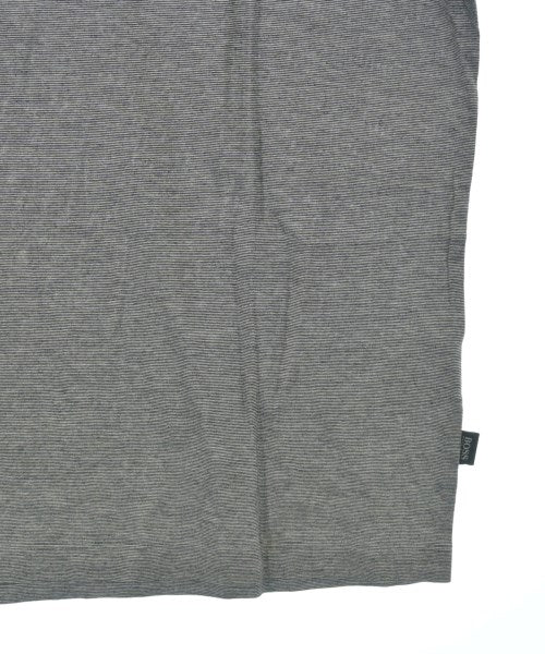 HUGO BOSS เสื้อยืด/เสื้อท็อปส์