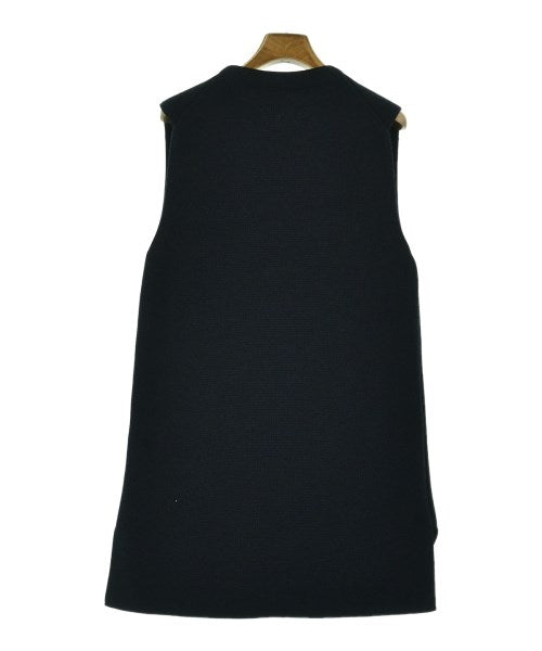 CELINE เสื้อแขนกุด