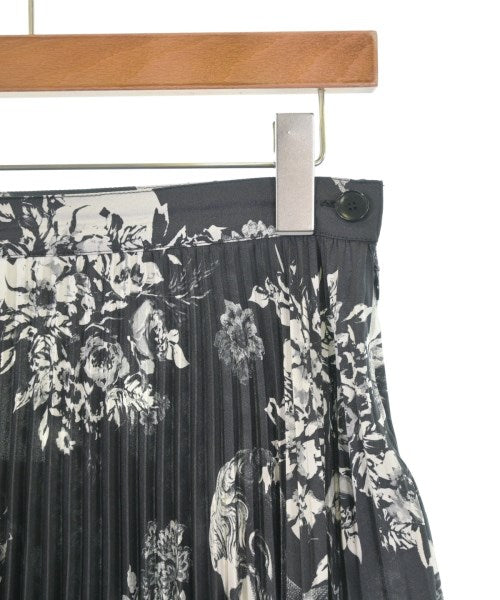 ETRO กระโปรงยาวถึงเข่า