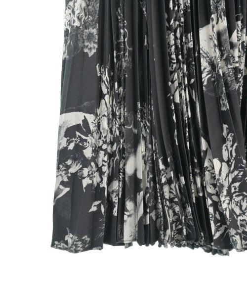 ETRO กระโปรงยาวถึงเข่า