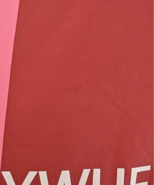 VALENTINO เสื้อยืด/เสื้อท็อปส์