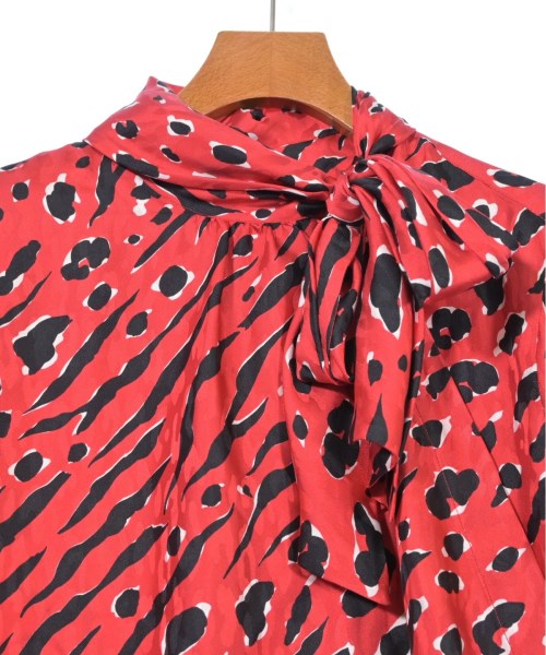 VALENTINO เสื้อลำลอง