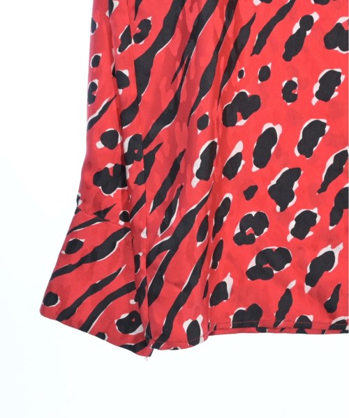 VALENTINO เสื้อลำลอง