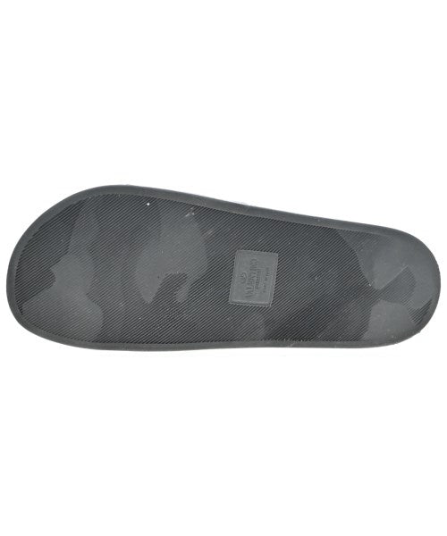 VALENTINO รองเท้าแตะ