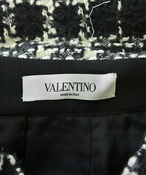 VALENTINO กระโปรงยาวถึงเข่า
