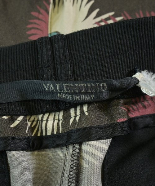 VALENTINO กางเกงขาสั้น