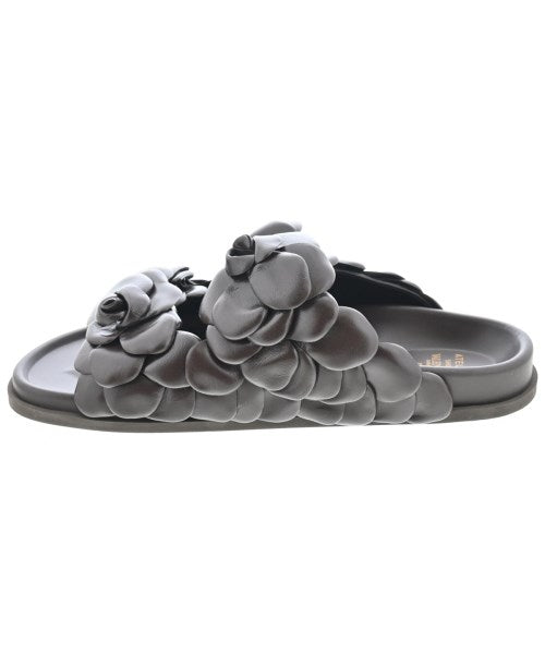 VALENTINO รองเท้าแตะ