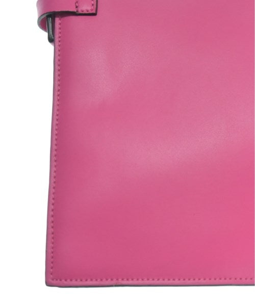 VALENTINO คลัตช์