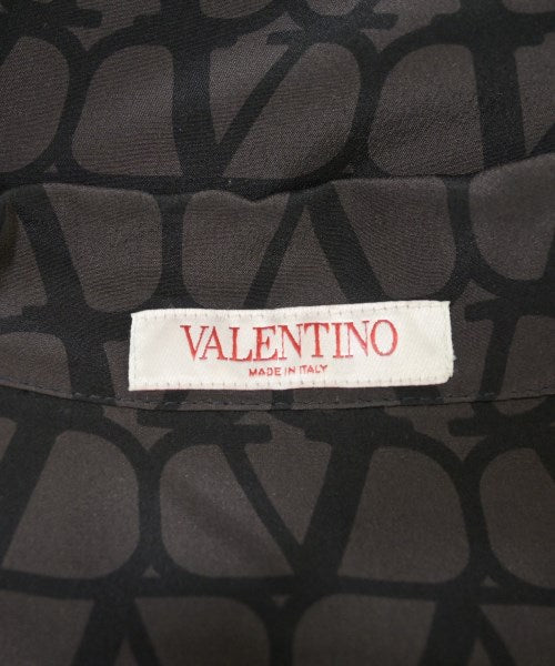 VALENTINO เสื้อลำลอง
