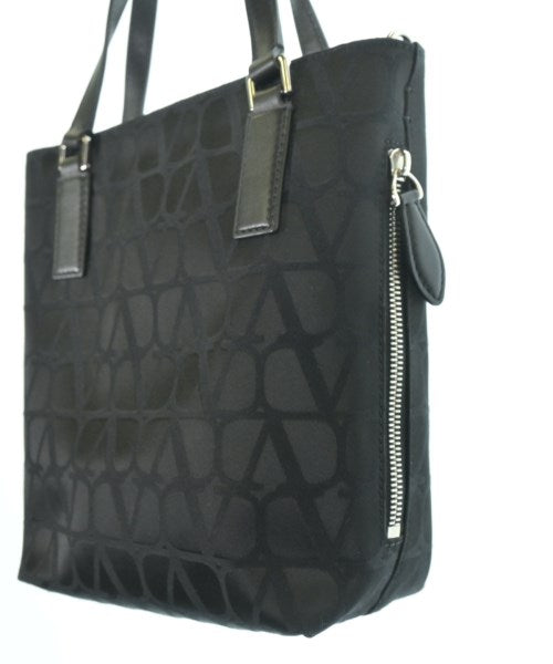 VALENTINO กระเป๋าถือขนาดใหญ่