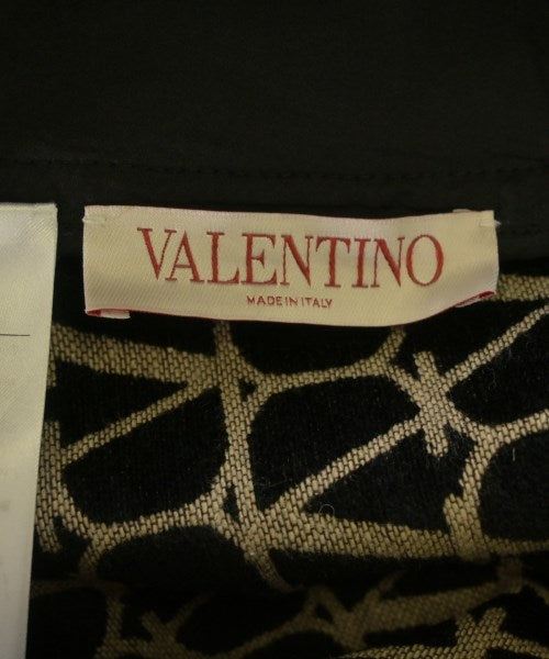 VALENTINO กางเกงขาสั้น
