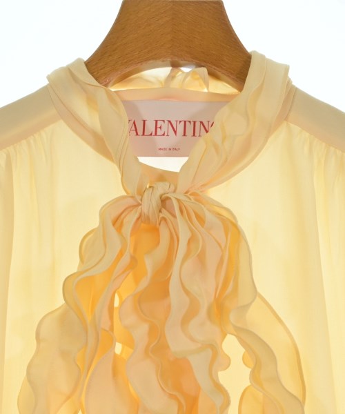 VALENTINO เสื้อลำลอง