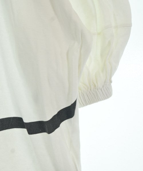 VALENTINO เสื้อยืด/เสื้อท็อปส์