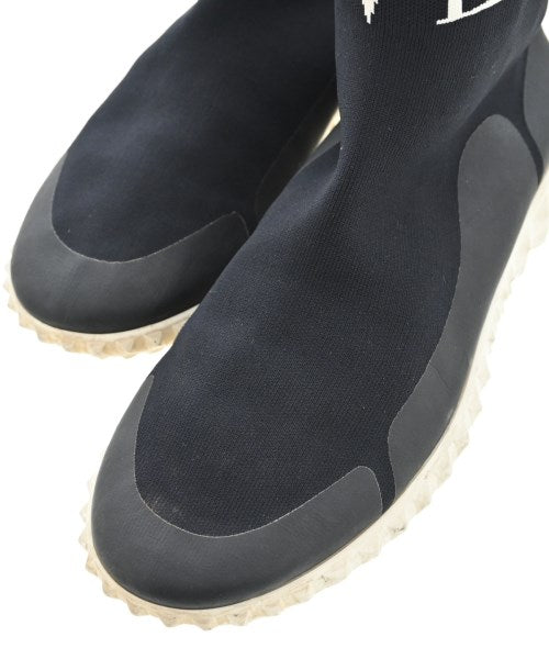 VALENTINO รองเท้าผ้าใบ