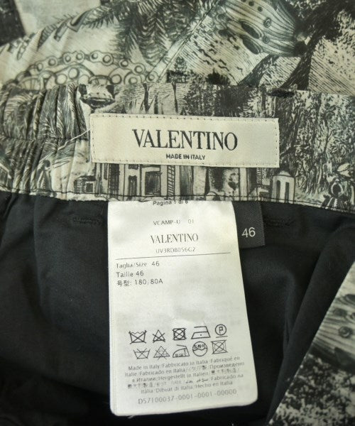 VALENTINO กางเกงขาสั้น