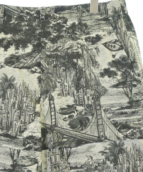 VALENTINO กางเกงขาสั้น