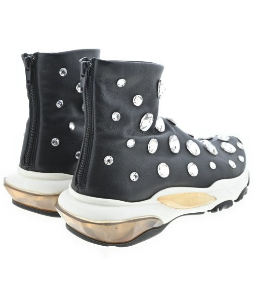 VALENTINO รองเท้าผ้าใบ