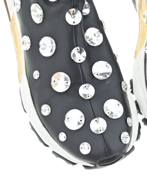 VALENTINO รองเท้าผ้าใบ