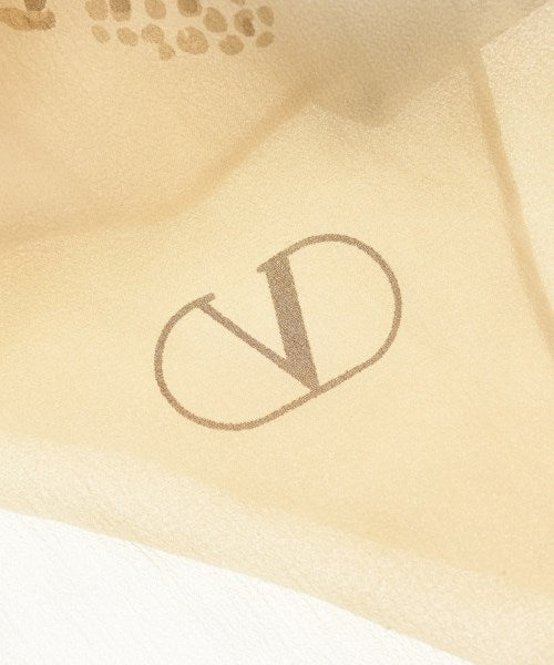 VALENTINO ผ้าคลุมไหล่