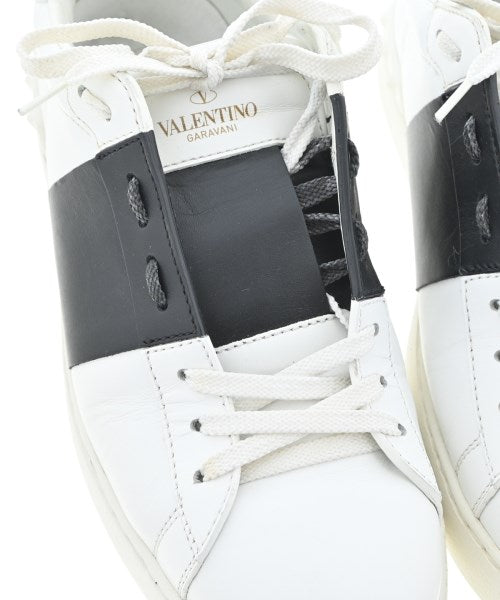 VALENTINO รองเท้าผ้าใบ