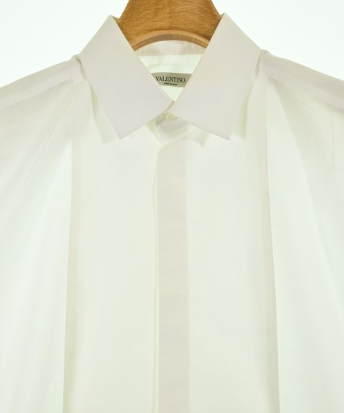 VALENTINO เสื้อลำลอง