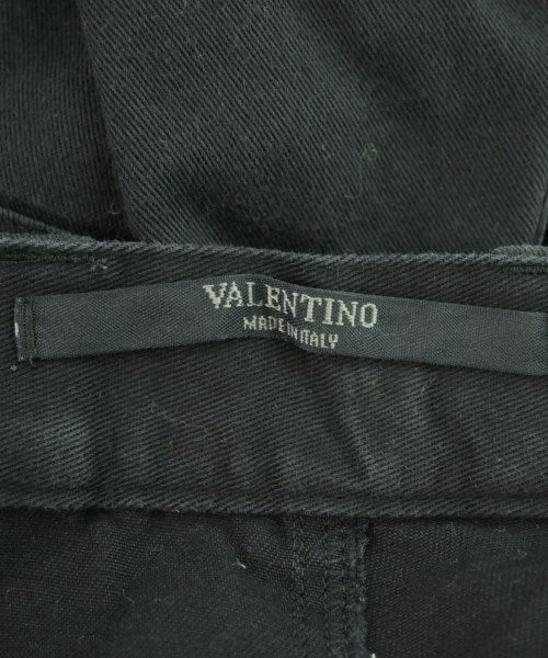 VALENTINO กางเกงขาสั้น