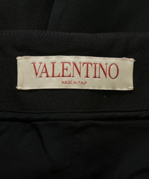 VALENTINO กางเกงขาสั้น