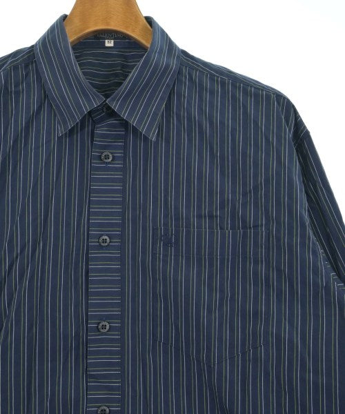 VALENTINO เสื้อลำลอง