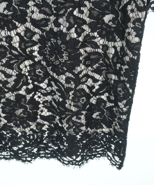 VALENTINO เสื้อยืด/เสื้อท็อปส์