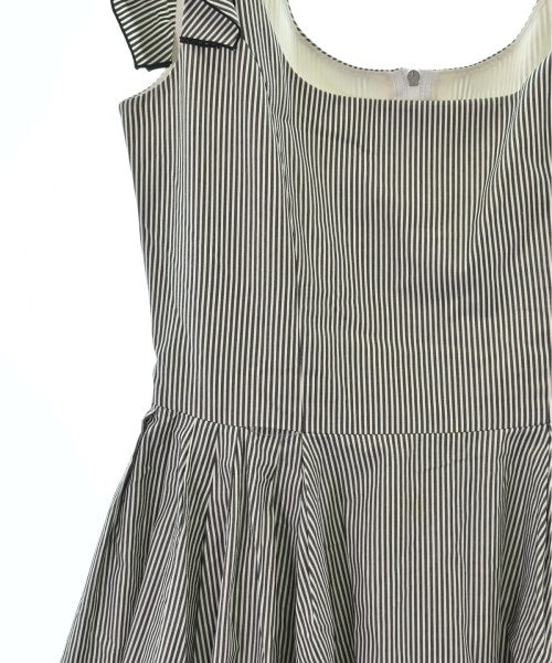 FOXEY ชุดเดรส