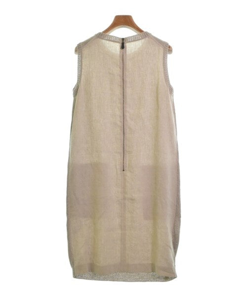 FOXEY ชุดเดรส