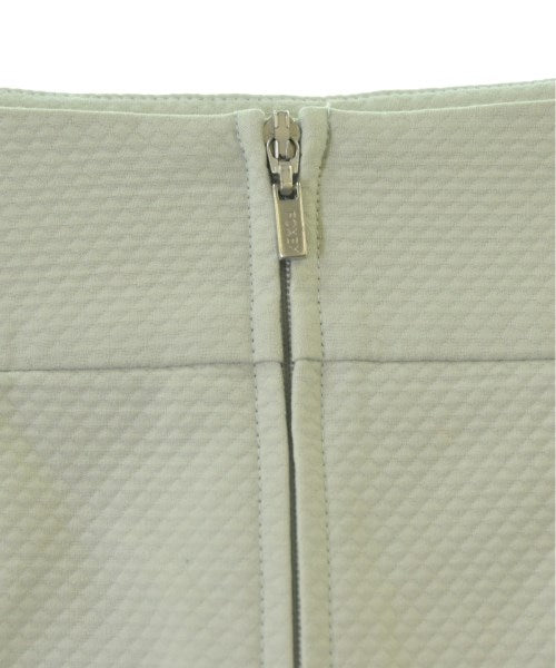 FOXEY กระโปรงยาวถึงเข่า