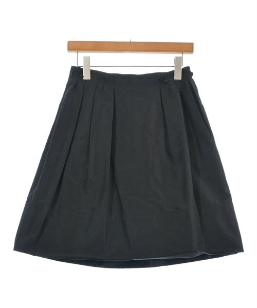 FOXEY กระโปรงยาวถึงเข่า