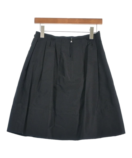 FOXEY กระโปรงยาวถึงเข่า