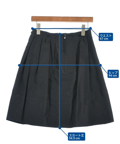 FOXEY กระโปรงยาวถึงเข่า