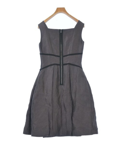 FOXEY ชุดเดรส